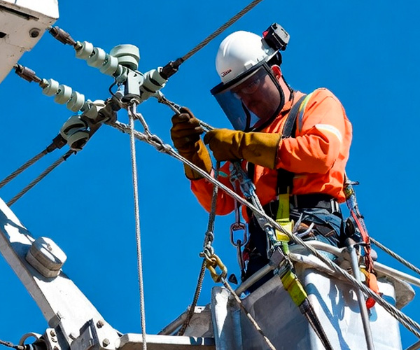 NR Linha Viva – Trabalho em Redes Elétricas Energizadas